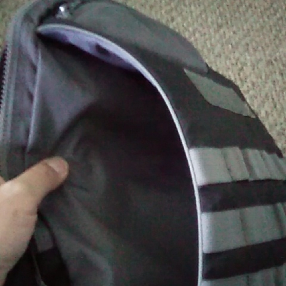 Backpack - Picture 7 of 9